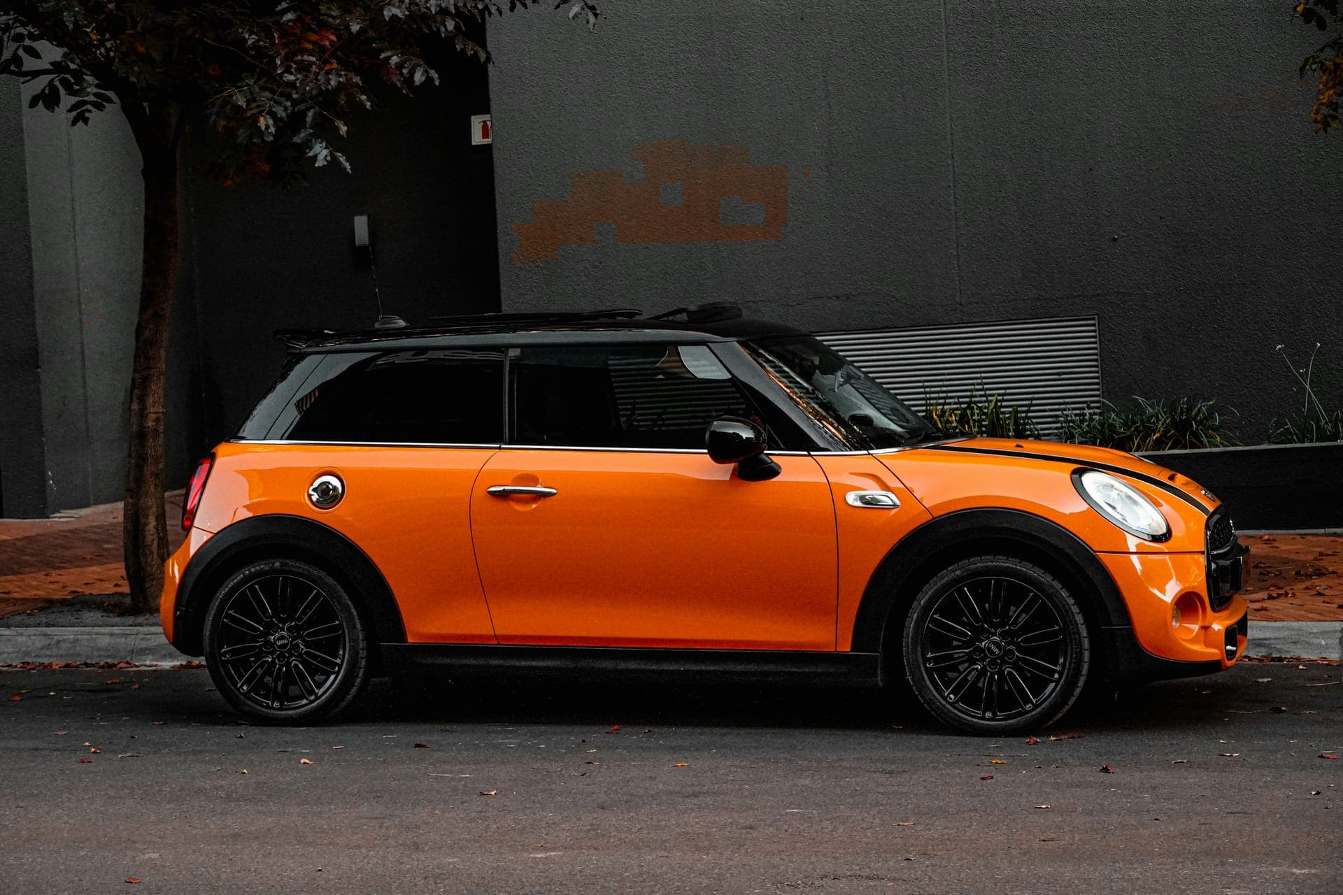Mini Cooper vehicle